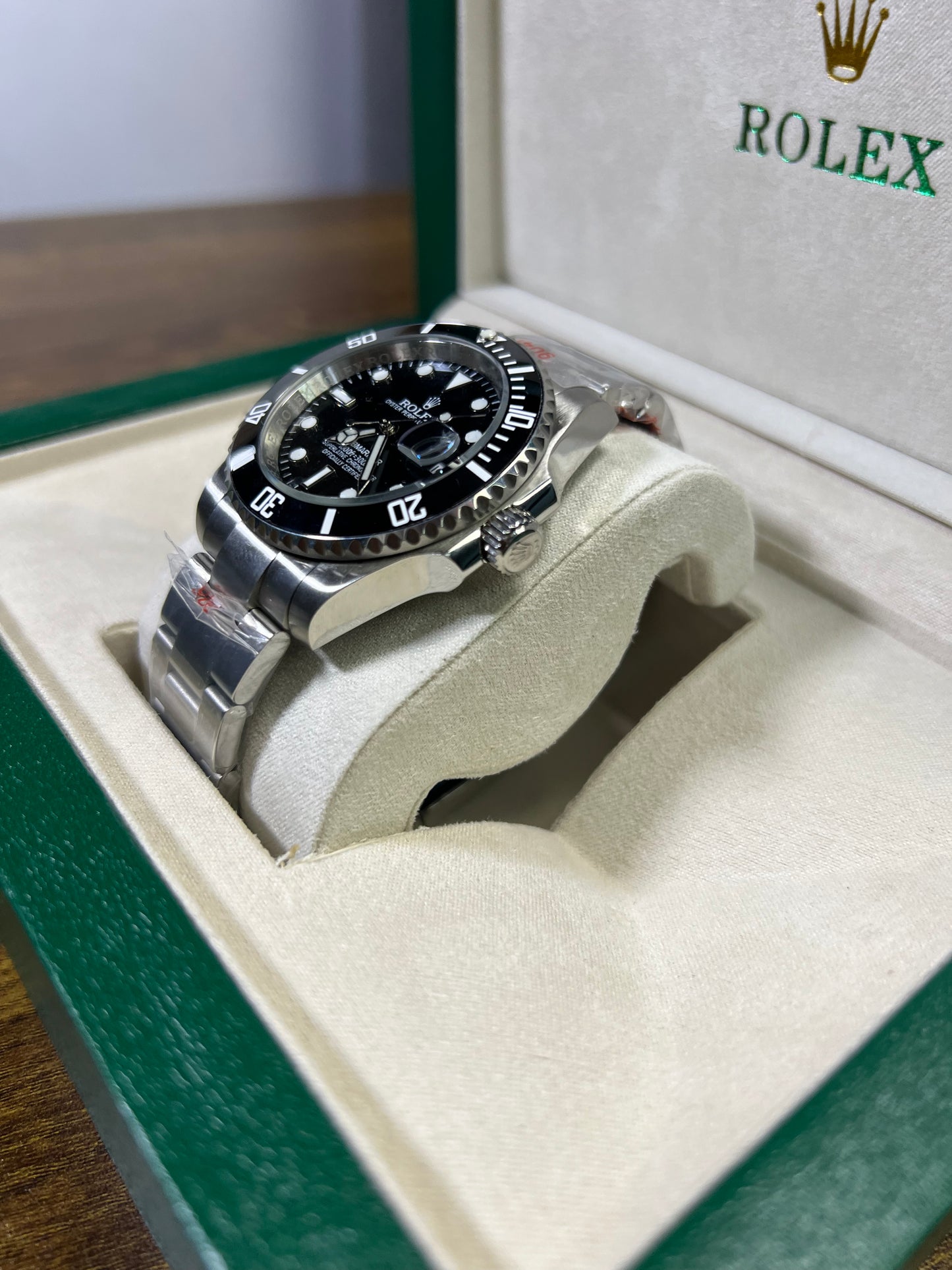 Rolex Submariner Date — Carátula Negra, Bisel Negro