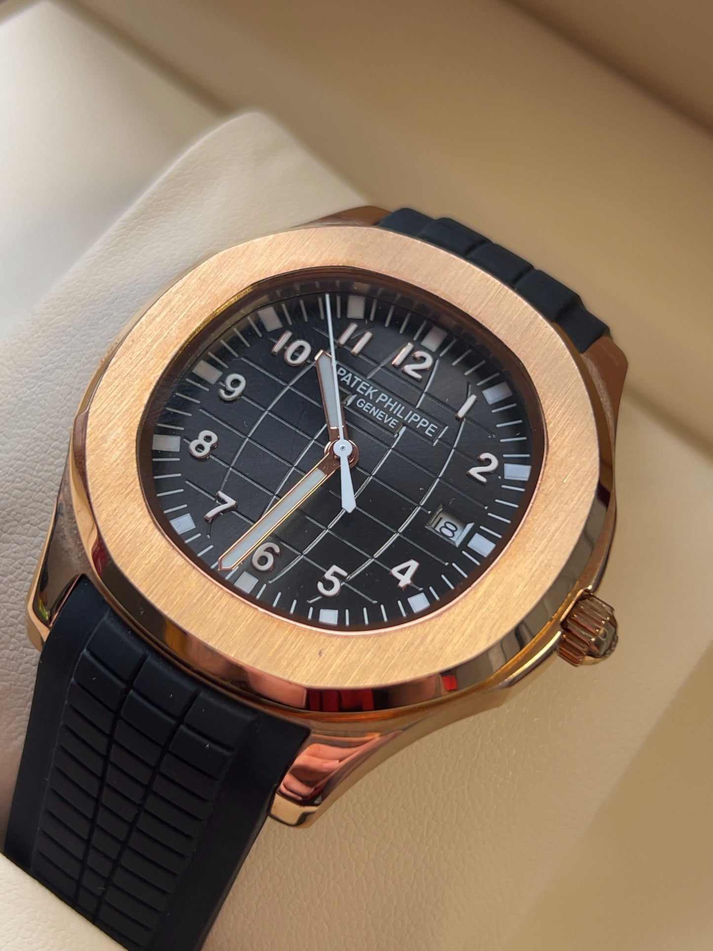 Aquanaut Chocolate black full set