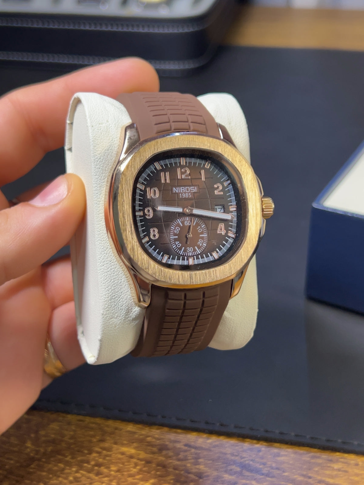 Aquanaut Gold Rose Cuarzo