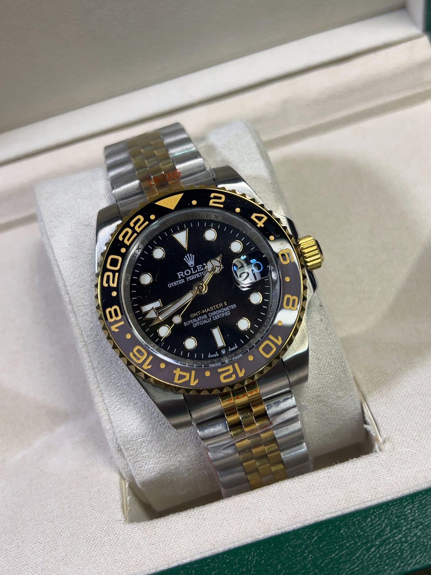 Rolex GMT-Master II "Zombie" — Bisel Verde/Negro Decolorado