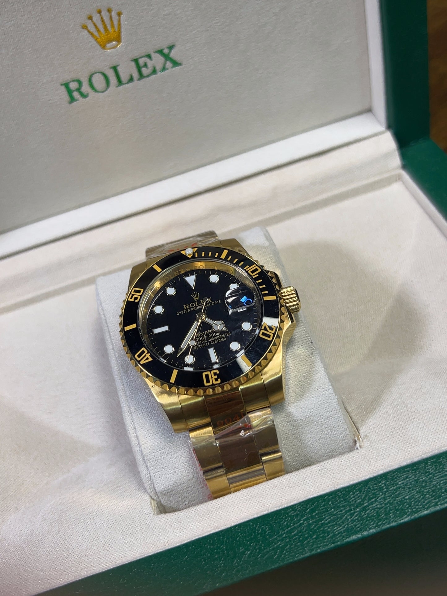Rolex Submariner Date Oro — Carátula Negra, Bisel Negro