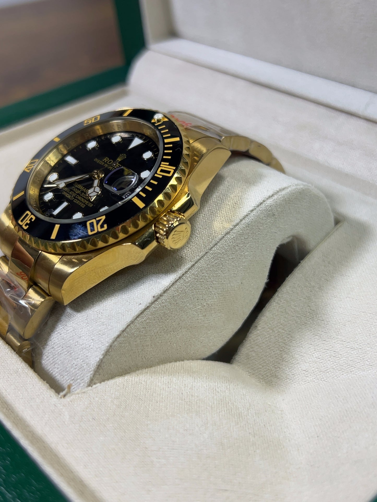 Rolex Submariner Date Oro — Carátula Negra, Bisel Negro