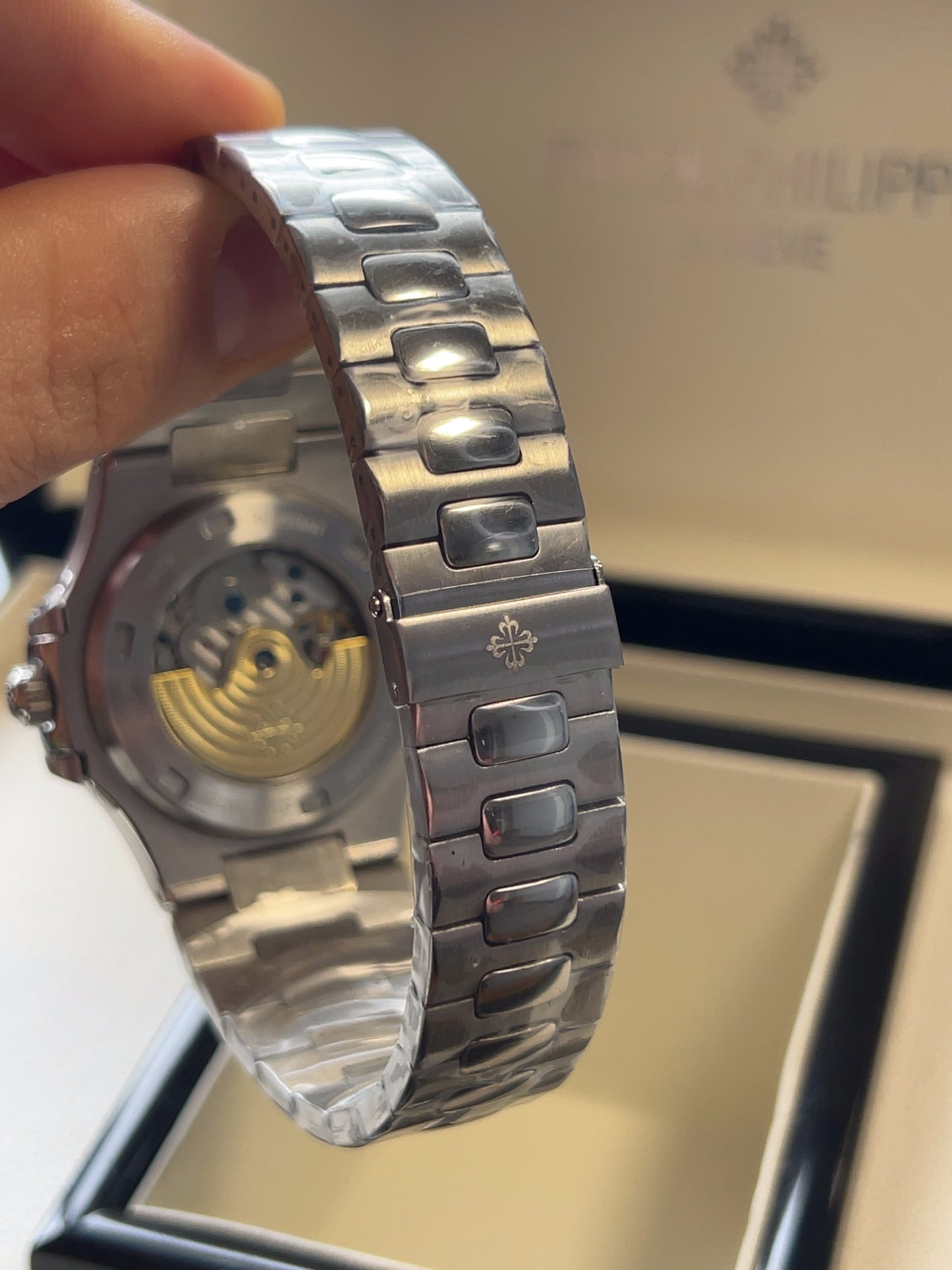 Nautilus Black