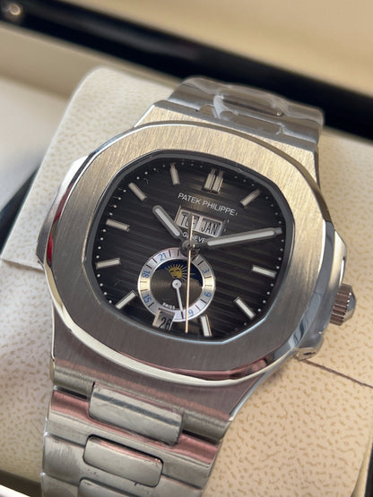 Nautilus Black