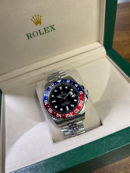 Rolex GMT-Master II "Pepsi" — Bisel Azul/Rojo