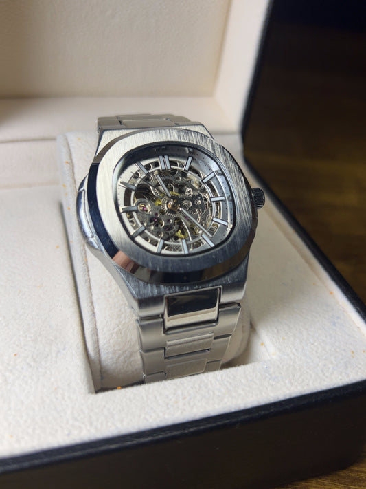Skeleton Automatic