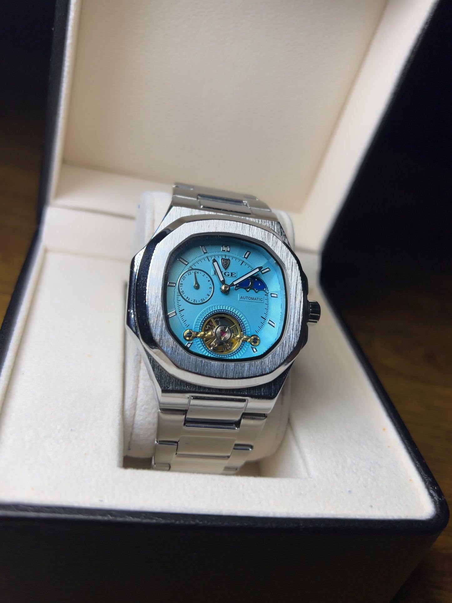 Tourbillon Moonphase