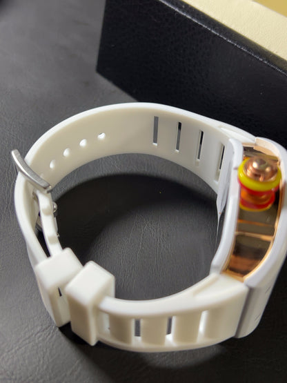 RM 88 Smile Blanco (No box)